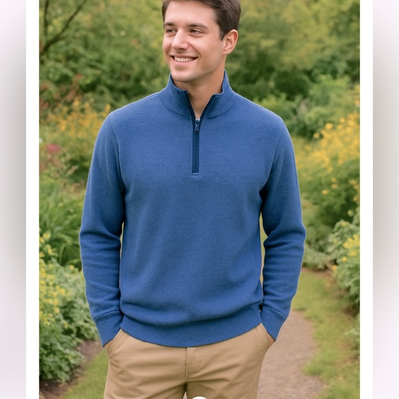 STUNNING Men’s cashmere soft blue skye sophisticated blue sweater Sz S pricefirm